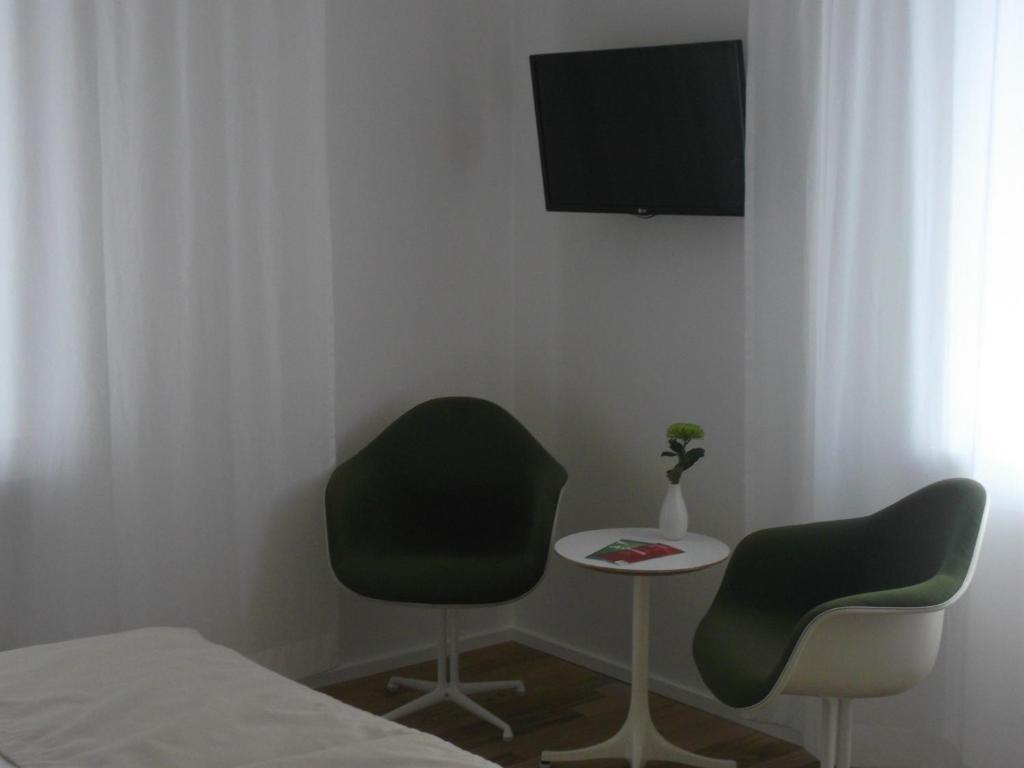 Art Ufer Guest house