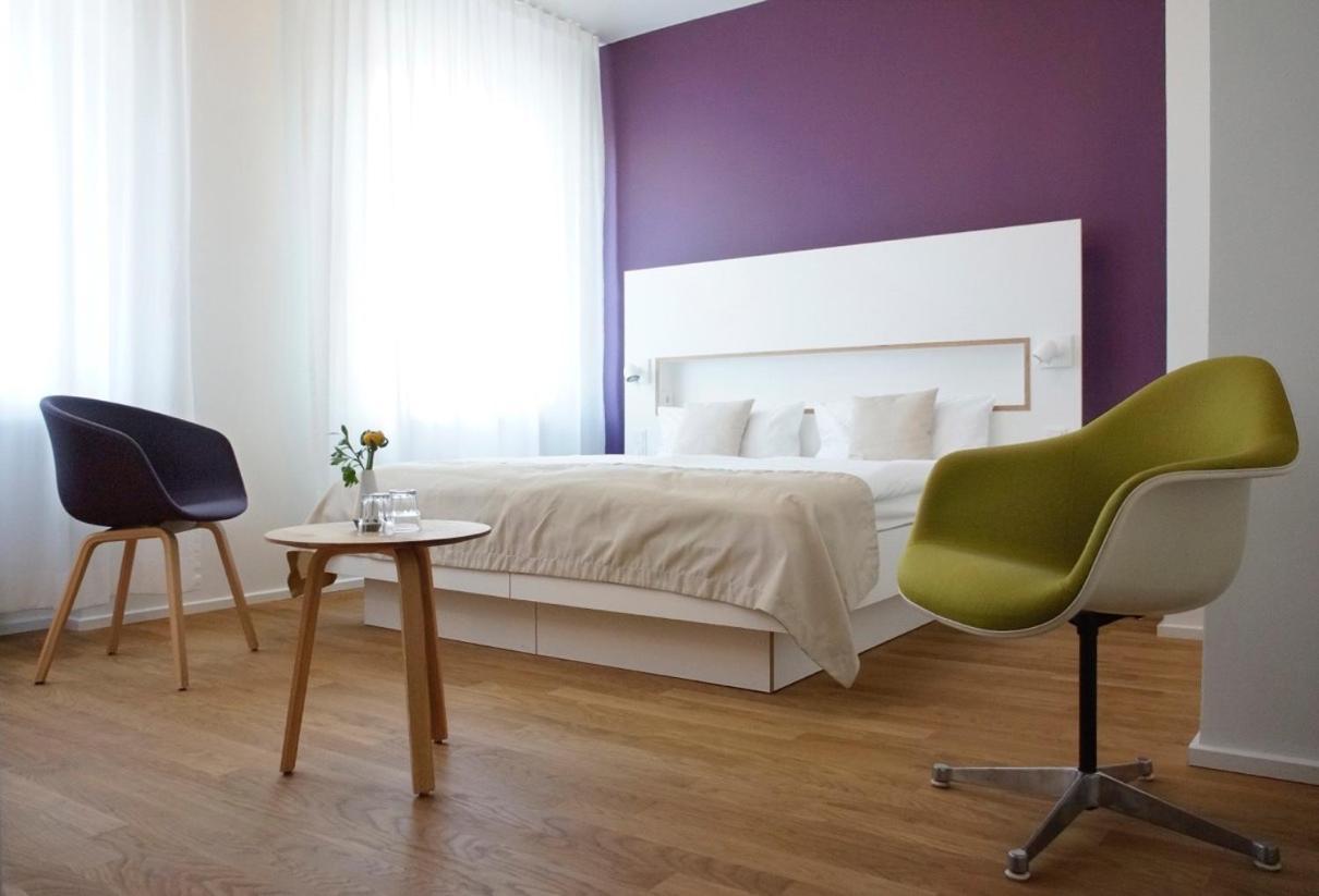 Art Ufer Guest house